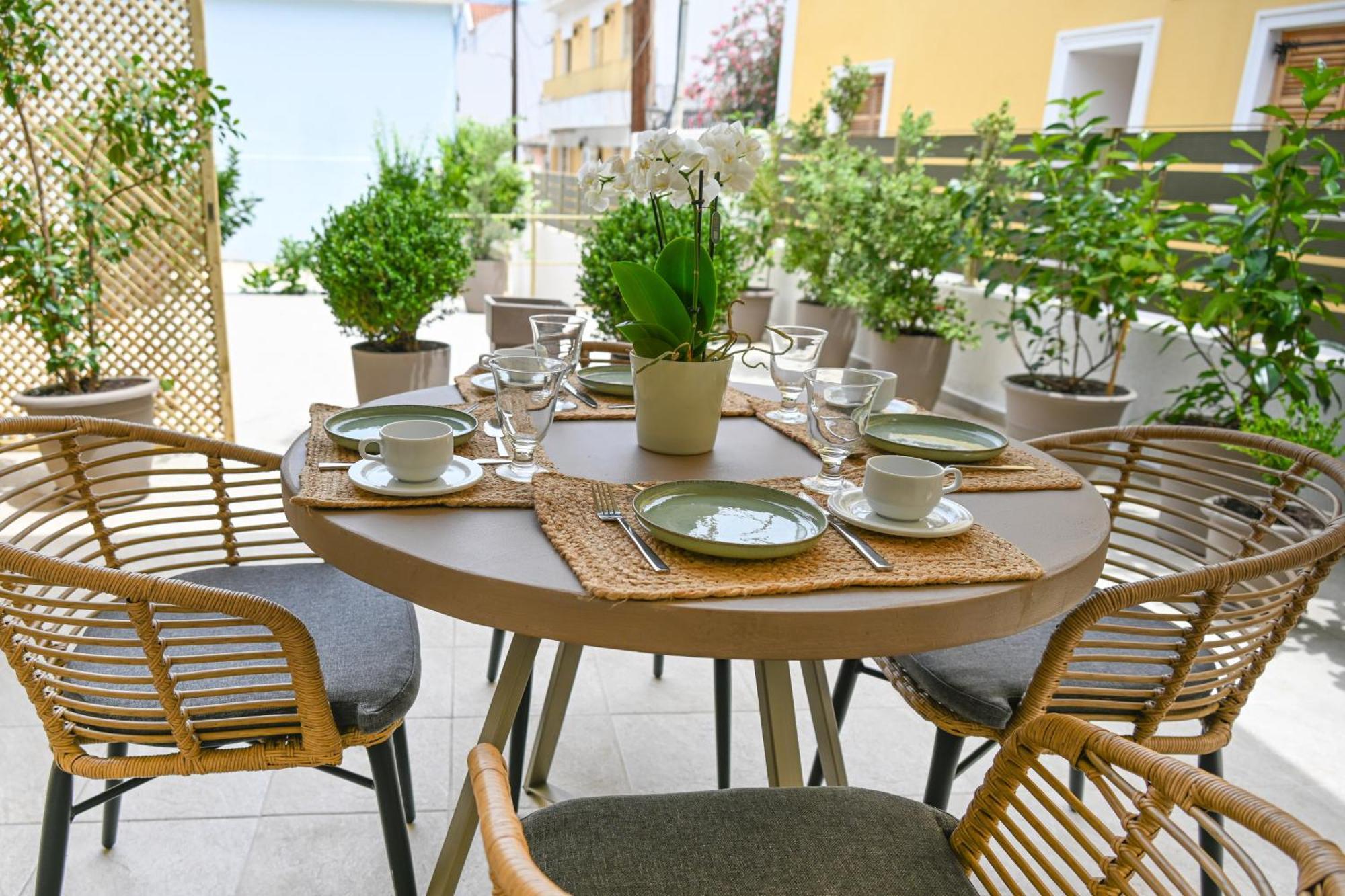 Vivis Hub Aparthotel Αργοστόλι Εξωτερικό φωτογραφία
