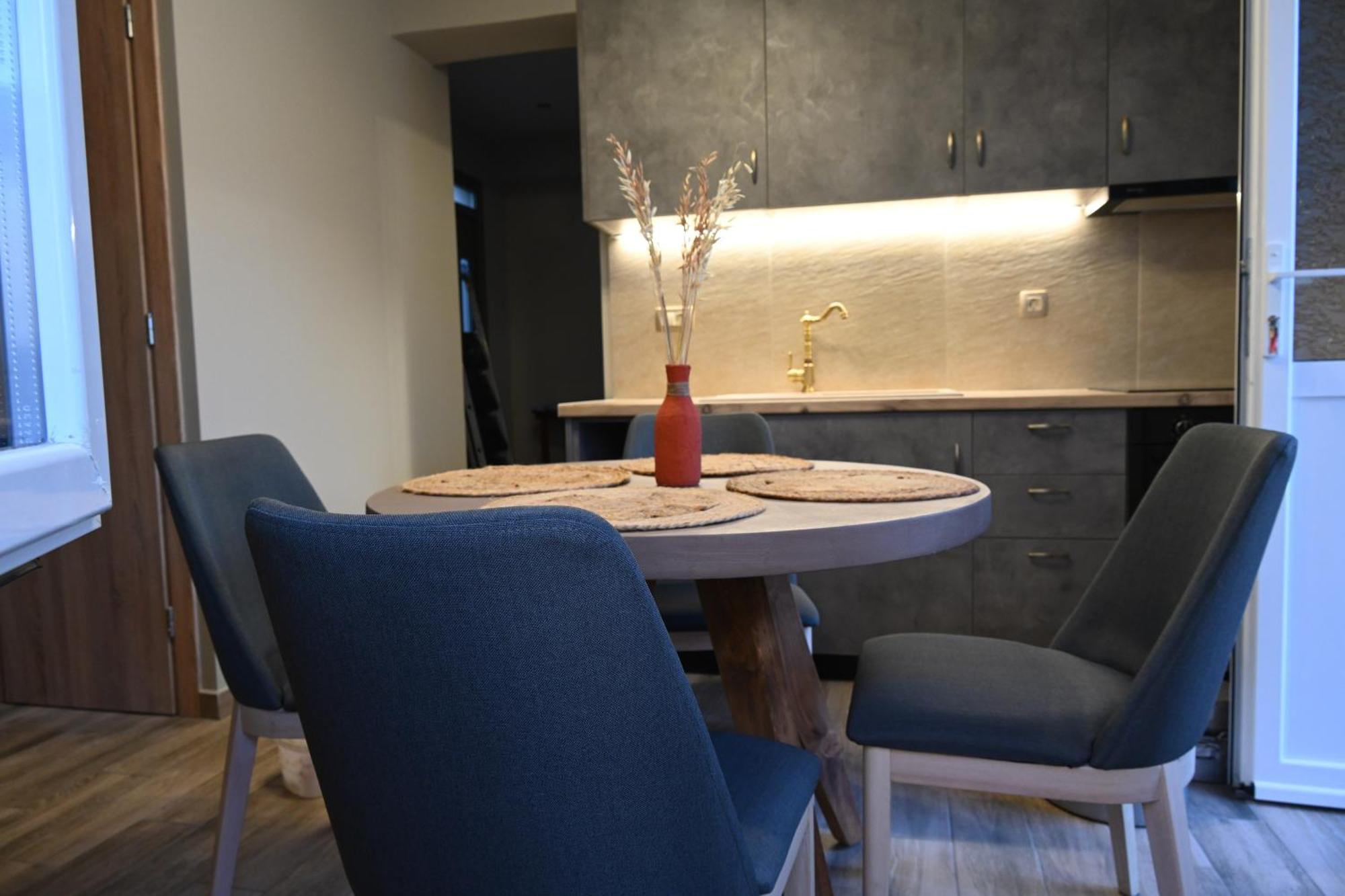 Vivis Hub Aparthotel Αργοστόλι Εξωτερικό φωτογραφία