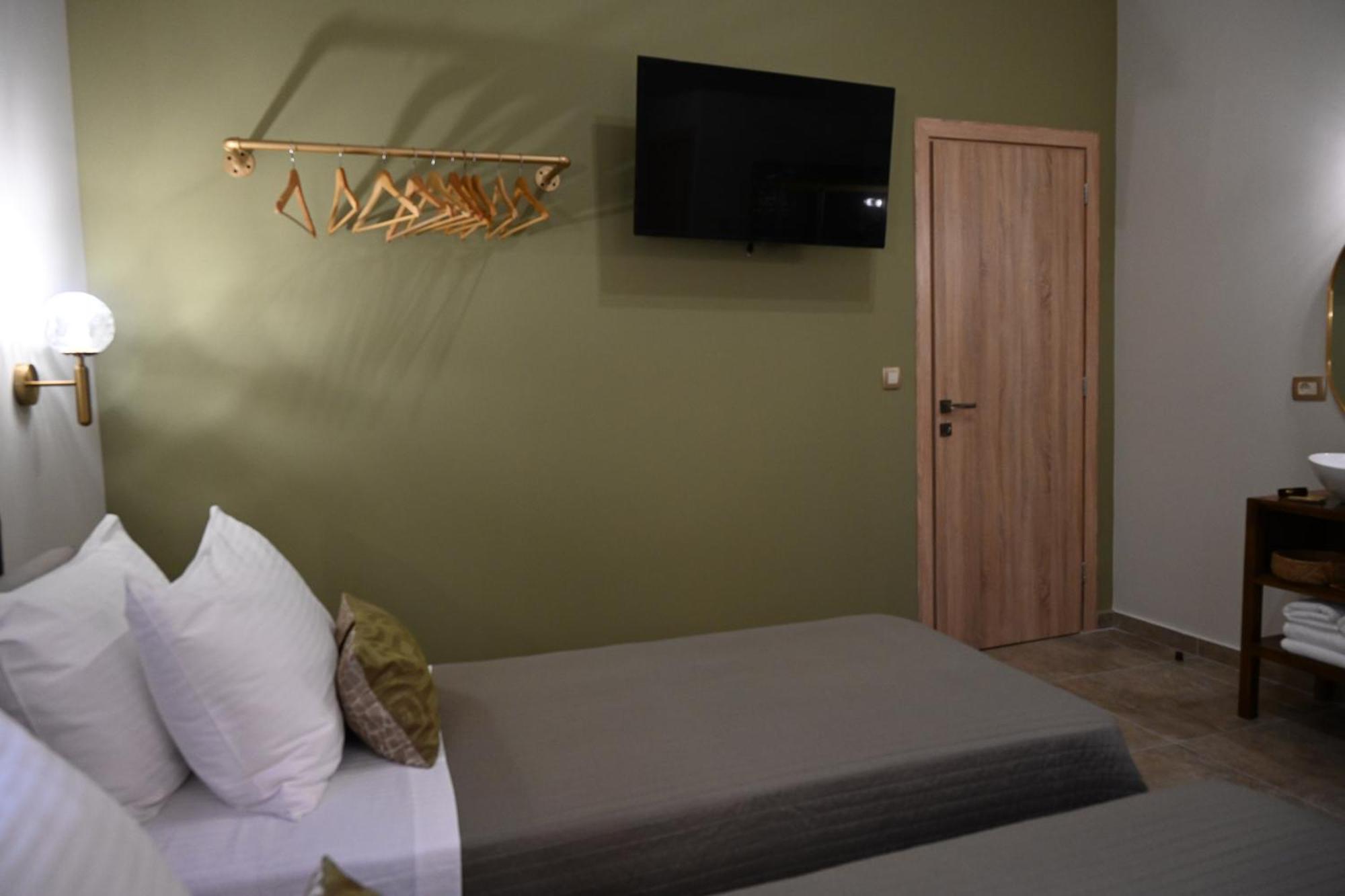 Vivis Hub Aparthotel Αργοστόλι Εξωτερικό φωτογραφία